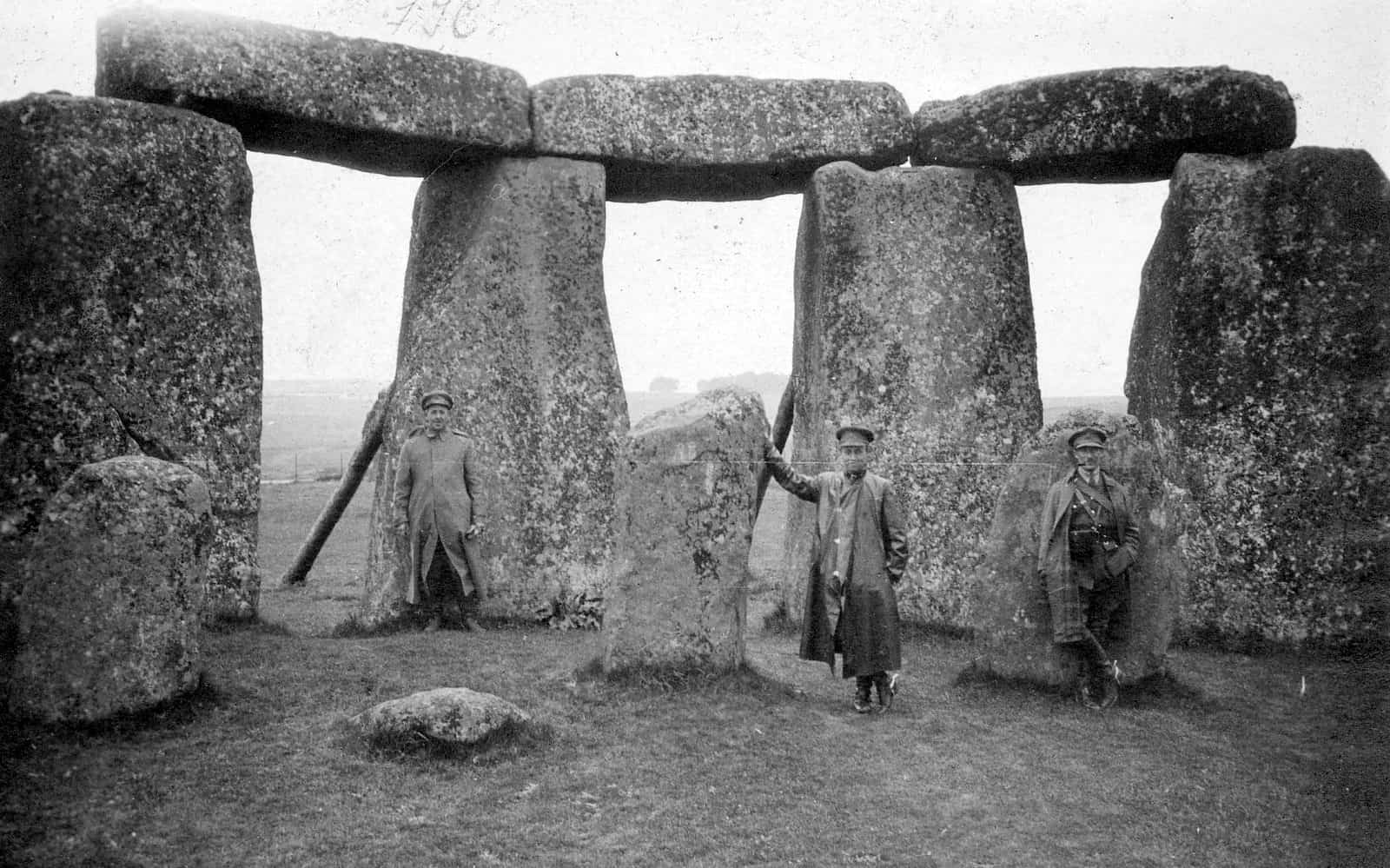 37.-Stonehenge-near-Larkhill-June-1916