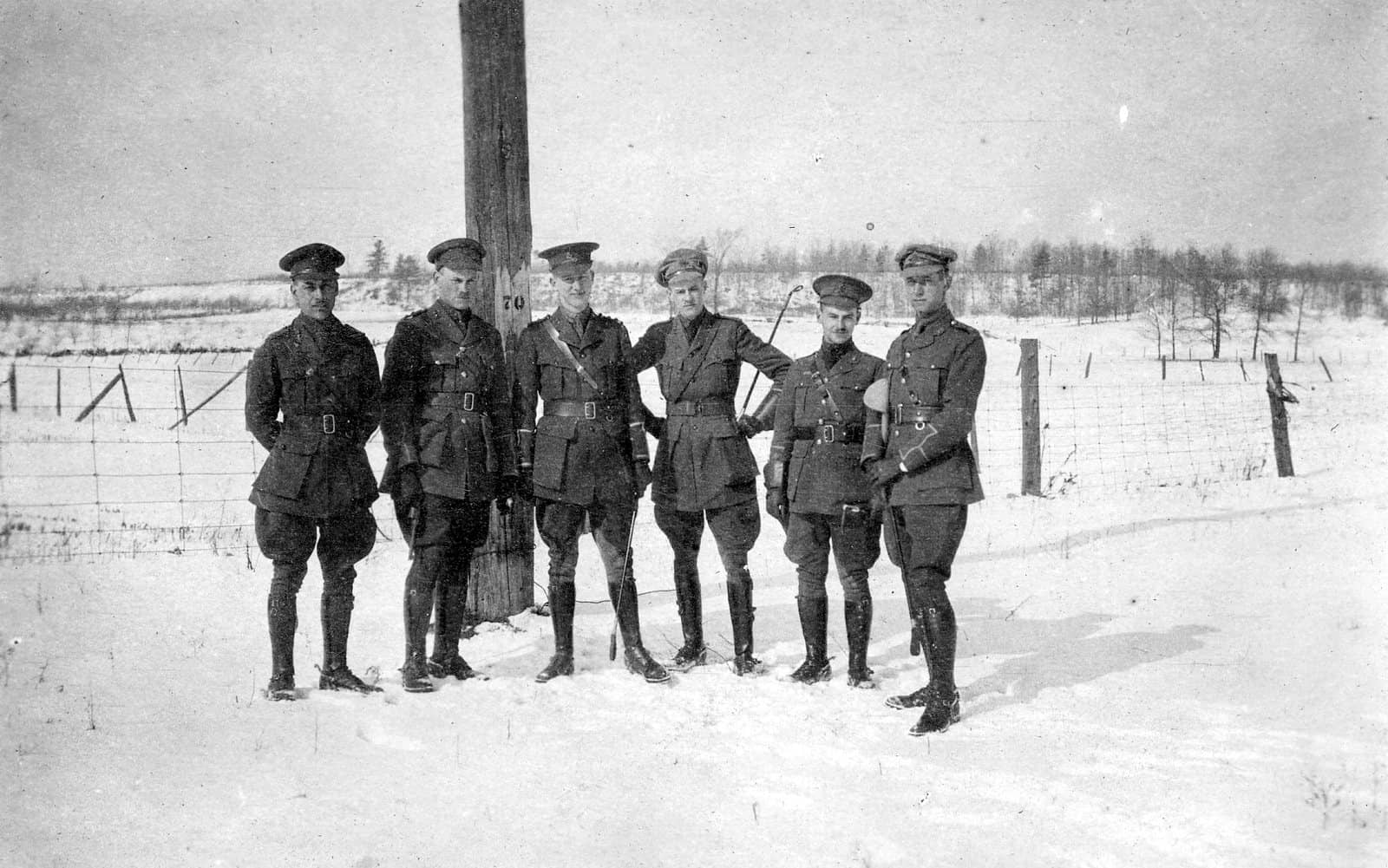 4.-Soldier-Group-29th-Battery-CFA-Trenton-ON-Feb-1916