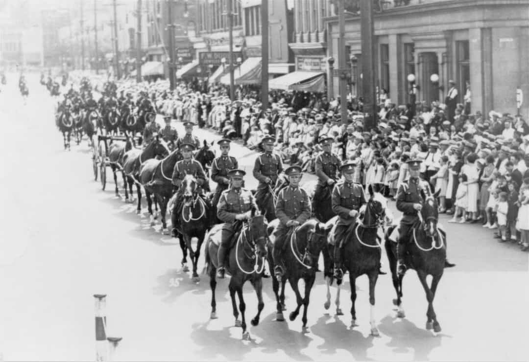 1933-RCHA-Decoration-Parade-Winnipeg
