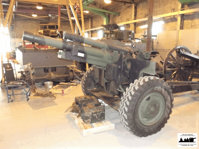 C1-105mm-Howitzer